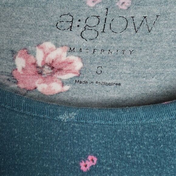 Aglow Floral Blue Top - Picture 3 of 8